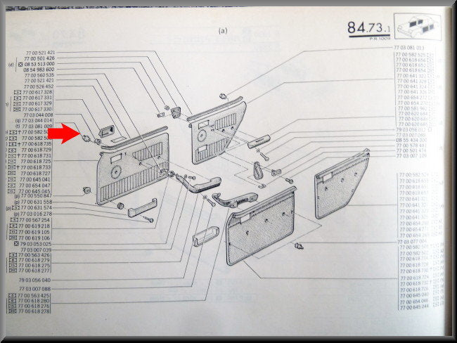 Armsteunbevestiging met moer voorzijde – Renault 12 – OEM 7703044014