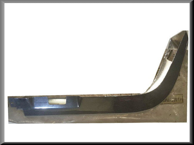 Bumper corner front left – Renault 16 TS (second type) – OEM 290887