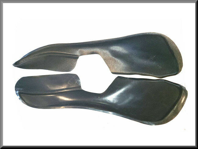 Passages de roue intérieurs en plastique – Renault 12 – OEM 666778
