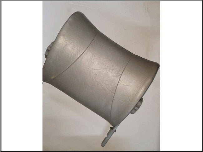 Appuie-tête gris (version large) – Renault 16 – OEM 111113