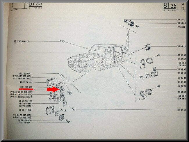 Charnière de porte avant – Renault 16 – OEM 0607873600