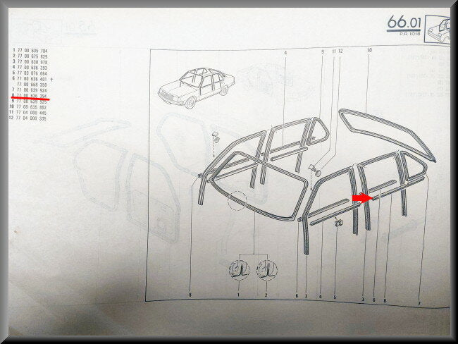Lèche-vitre arrière gauche – Renault 18 – OEM 7700636394 – NOS