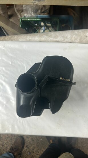 Windshield washer fluid reservoir – Renault 9 - Renault 11 – OEM 7704001837 – NOS