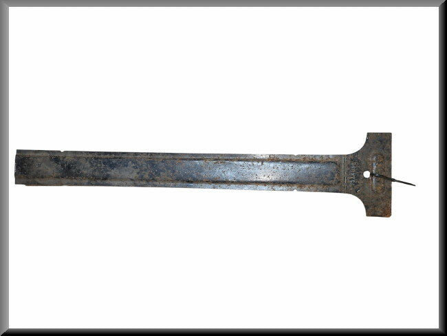 B Style inside - Renault Dauphine - OEM 0353409800 - NOS