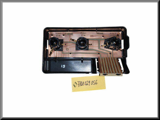 Fitting achterlicht rechts – Renault 11 – OEM 7701029056 – NOS