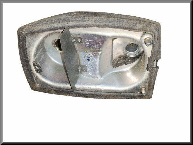 Feu arrière droit – Renault 6 – OEM 7701003187 – NOS