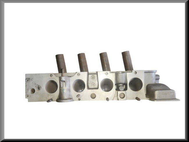 Culasse – Renault 12 Gordini – OEM 7701455332 / 7700528607 – Occasion