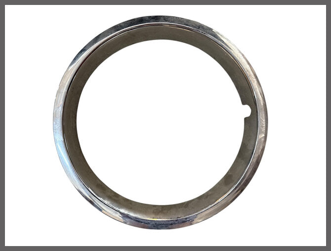 Trim ring for stainless steel 14-inch rim – Renault 16