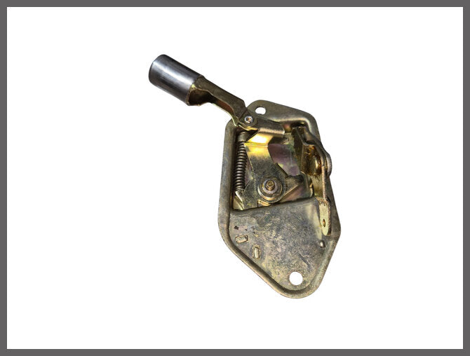 Portierslot achterzijde rechts – Renault 12 Gordini – OEM 7700556540 – NOS