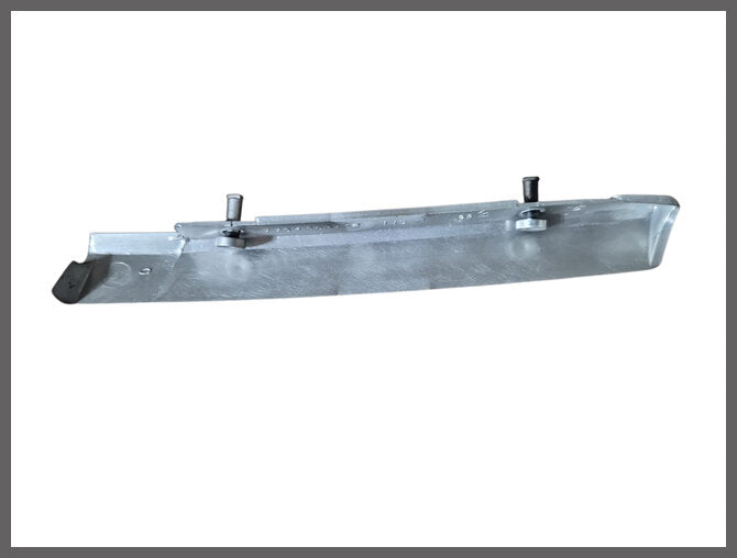 Grill deel links – Renault 25 – OEM 7704003732 – NOS
