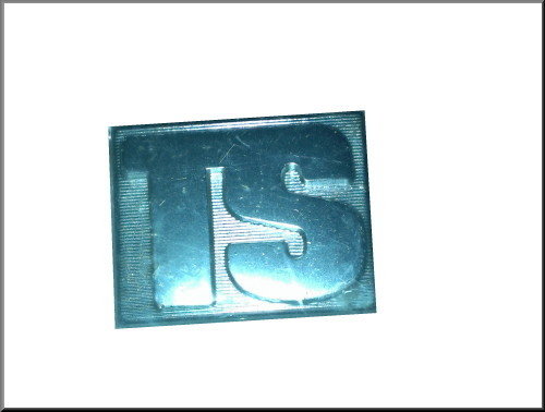 Emblem – Renault 12 TS – OEM 7700550307