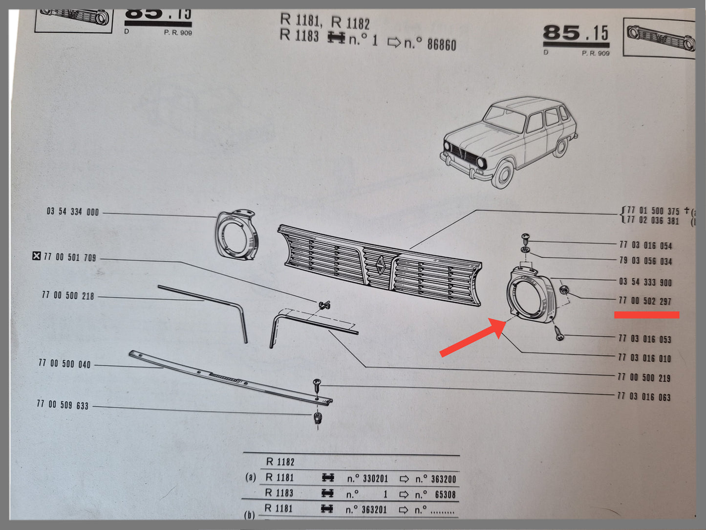 Koplamp omlijsting rechts - Renault 6 - OEM 0354333900