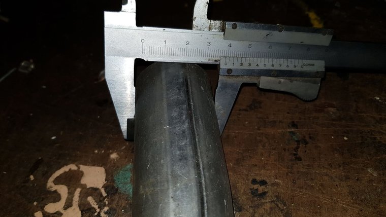 Uitlaat vlampijpje – Renault 16 L, TL, TA – OEM 0354302711