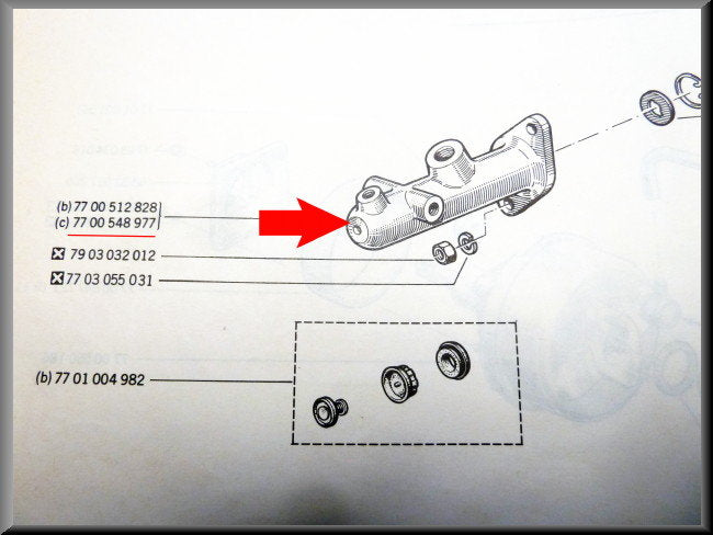 Brake Master Cylinder – Renault 12 – Renault 16 - Renault 15 - OEM 7700548977