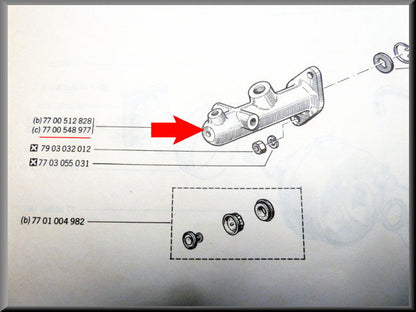 Brake Master Cylinder – Renault 12 – Renault 16 - Renault 15 - OEM 7700548977
