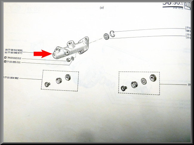 Brake Master Cylinder – Renault 12 – Renault 16 - Renault 15 - OEM 7700548977
