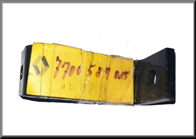 Bumpersteun links achter – Renault 12 – OEM 7700589015