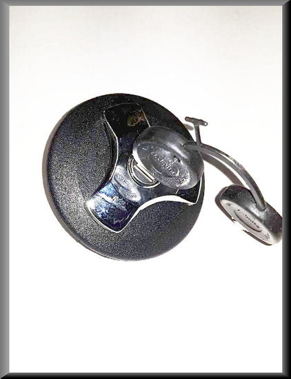 Fuel cap with key – Renault 12 – Renault 16 - Various Renault models - OEM 7701402430
