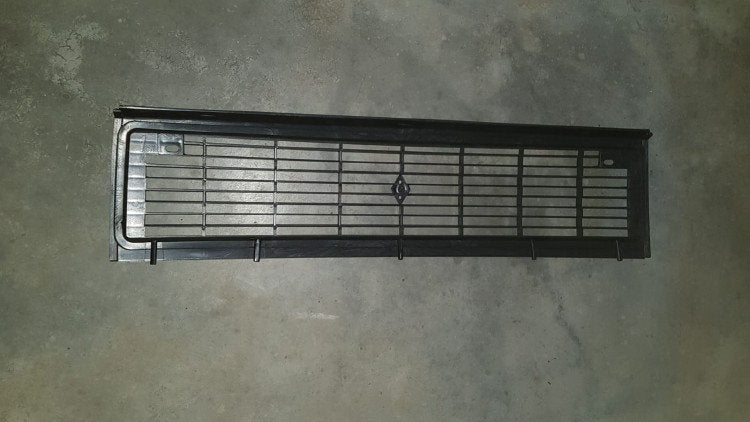 Grille centrale – Renault 12 – OEM 7700636496