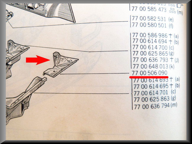 Left inner fender corner piece – Renault 12 – OEM 7700506090