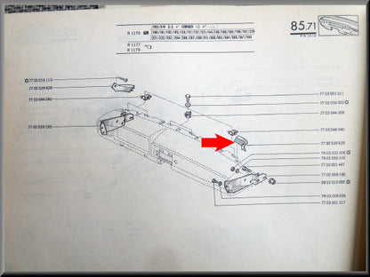 Hoekstuk links ventitatierooster (plastic) – Renault 12 – OEM 7700539628