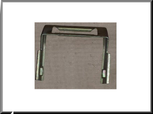 Support de radiateur – Renault 16 – OEM 7700505248