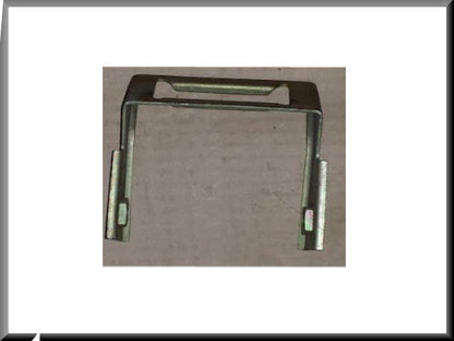 Support de radiateur – Renault 16 – OEM 7700505248