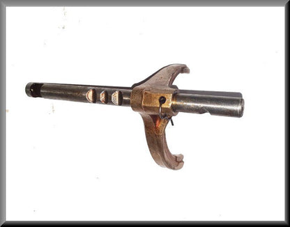 Fourchette de sélection 3ème 4ème vitesse – Renault 12 – OEM 7701592365