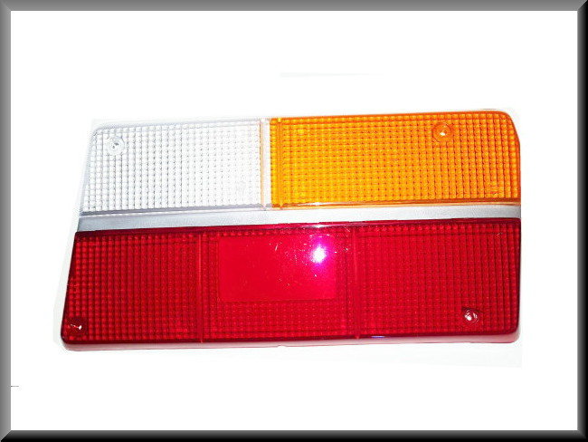 Rear light reflector right (Pleksan) – Renault 12 – OEM 7701018775A