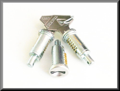 Slotenset: 3 sloten met 2 sleutels – Renault 12 - Renault 15 - Renault 16
