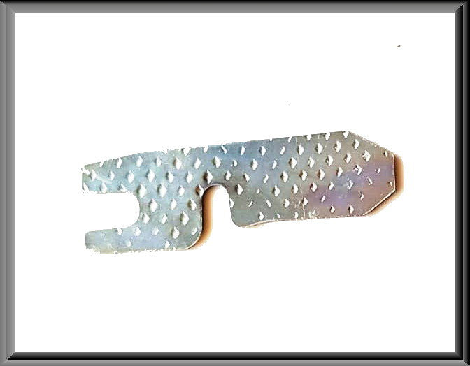 Opvulplaat slotvanger (1mm) – Renault 12 – OEM 7700512424