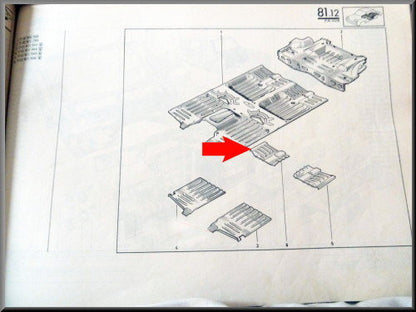 Bodem reparatie stuk rechts achter – Renault 16