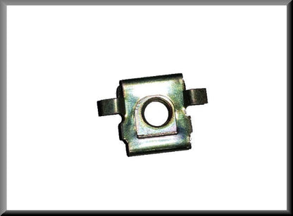 Écrou cage – Renault 16 – OEM 0855588400