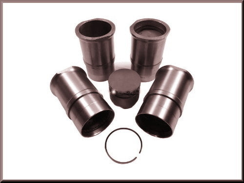 Zuigers met bussen en zuigerveren (82,5 mm) – Renault 16 L – OEM 7701451722