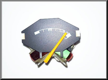 Dashboard fuel consumption gauge – Renault 16 TX – OEM 7701021232