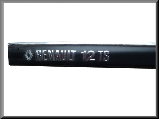 Logo de hayon – Renault 12 TS – OEM 7700588922