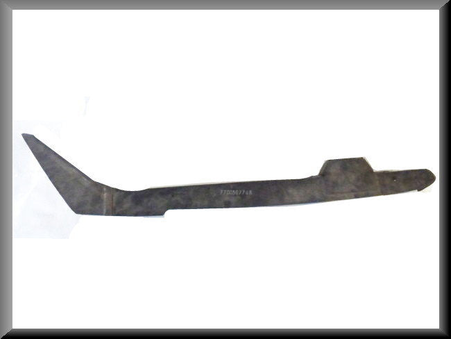 Balk achterscherm links Break – Renault 12 – OEM 7700547748
