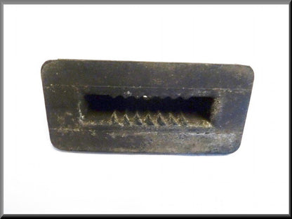 Support de radiateur en caoutchouc – Renault 16 – OEM 0556083000