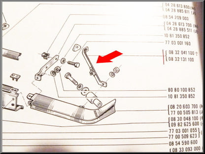 Bumper support voorzijde links – Renault 16 – OEM 0832131100