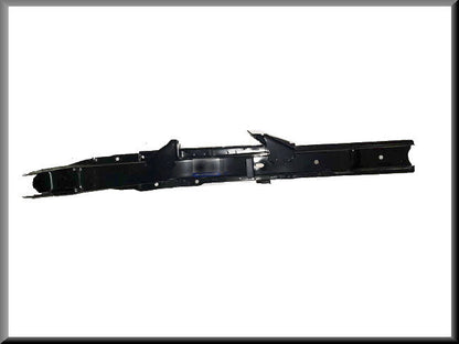 Chassisbalk rechts – Renault 12 – OEM 7700504211