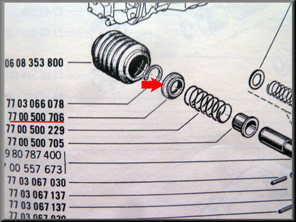 Opsluitring schakelas veer (4 bak) – Renault 16 – OEM 7700500706
