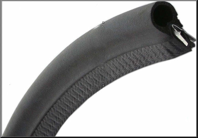 Kofferbak rubber – Renault 16 – OEM 7700553264