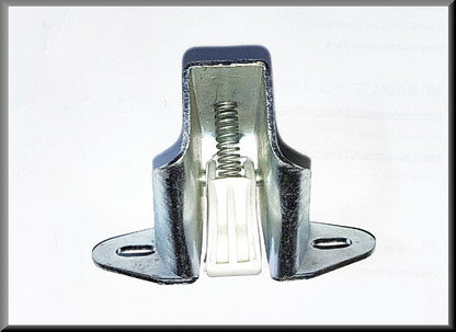 Achterklep slotvanger – Renault 12 – OEM 7701452497