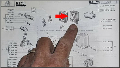 Indicator relay – Renault 16 L - TS (1150 - 1151) – OEM 7700533763