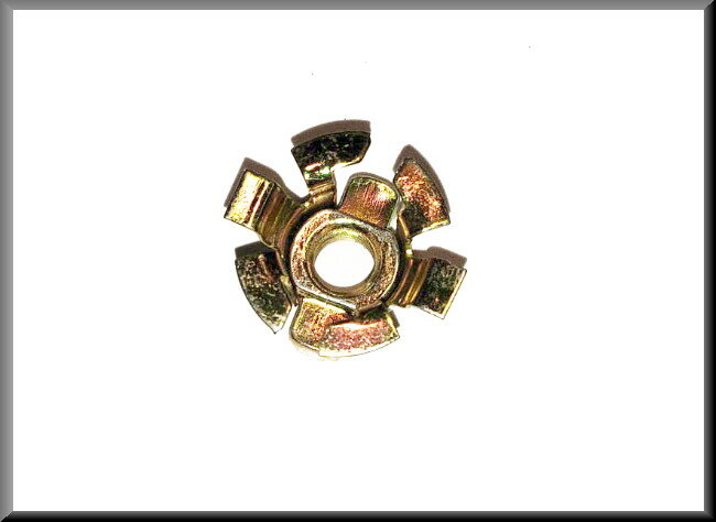 Kooimoer M8 – Renault 16 – OEM 0852492000