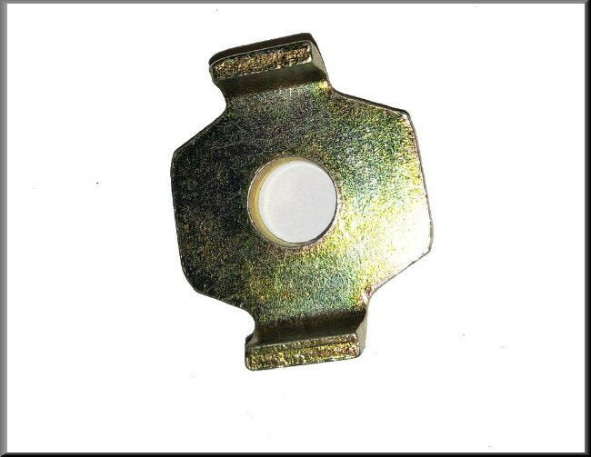 Borgplaat versnellingsbak steun – Renault 16 – OEM 7700502023