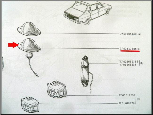 Unité d'éclairage de plaque d'immatriculation (chrome) – Renault 12 – OEM 7700617836 / 7700523644