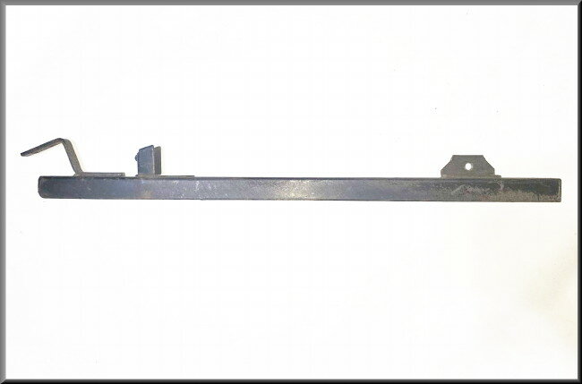Glissière de vitre de porte arrière gauche – Renault 16 – OEM 0820593800