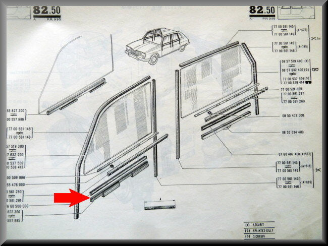 Ruitprofiel voorzijde links – Renault 16 – OEM 7700557685 / 7700557687