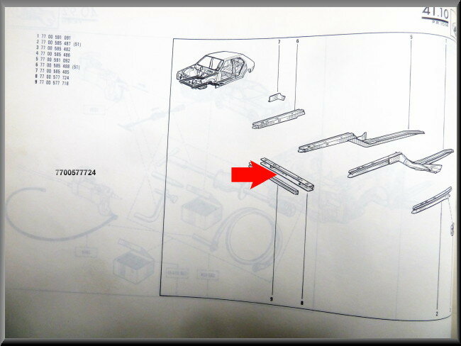 Traverse avant – Renault 14 – OEM 7700577724 – NOS
